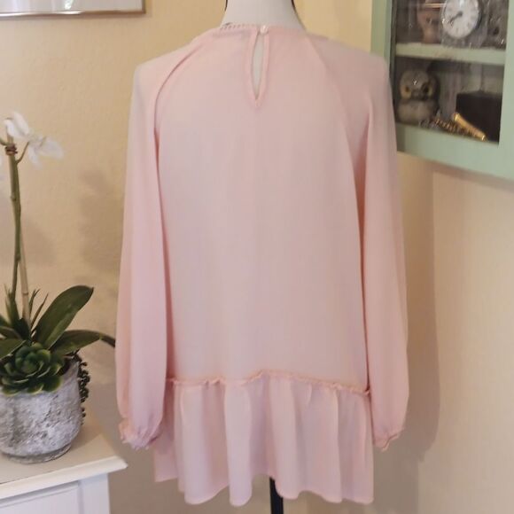 Suzanne Betro Pink Lace Blouse. Soft Girl - Picture 5 of 10